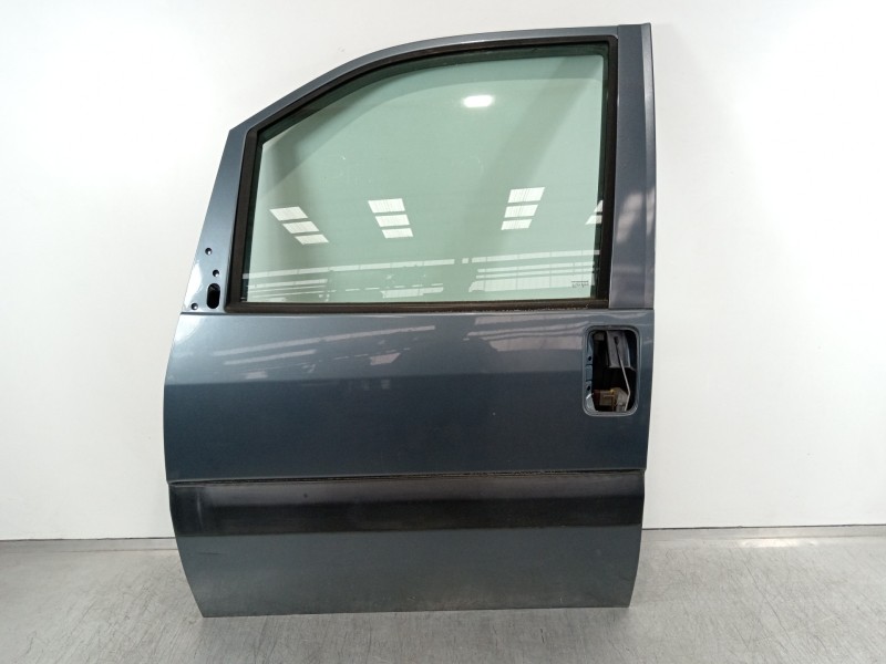Recambio de puerta delantera izquierda para peugeot expert kombi premium (7 asientos) referencia OEM IAM 9002V6  