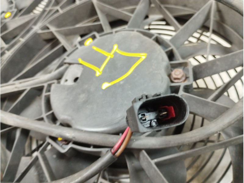 Recambio de electroventilador para mercedes-benz vito mixto 06.2003  115 cdi compacto (639.601) referencia OEM IAM A0015005293  