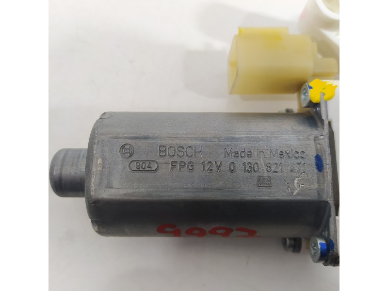 Recambio de motor elevalunas delantero izquierdo para chrysler grand voyager limited referencia OEM IAM 3015587D 0130821471 