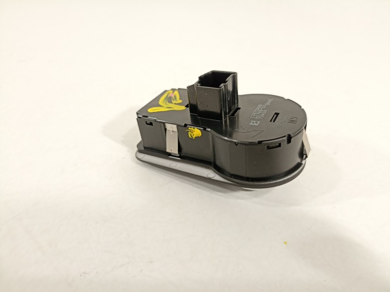 Recambio de mando luces para opel corsa e selective referencia OEM IAM 13470446  