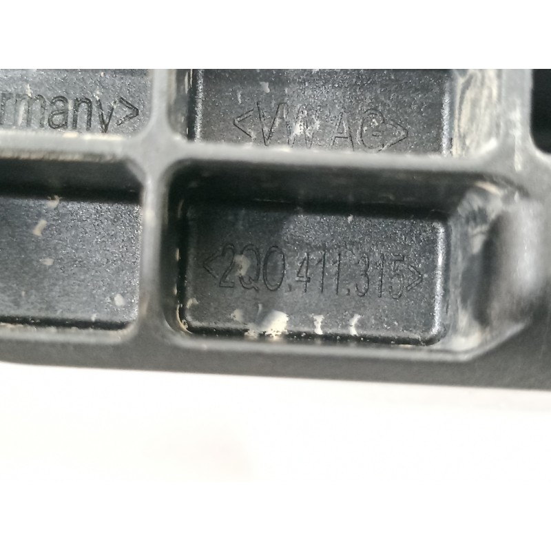 Recambio de bieleta estabilizadora delantera derecha para seat arona xperience referencia OEM IAM 2Q0411315  