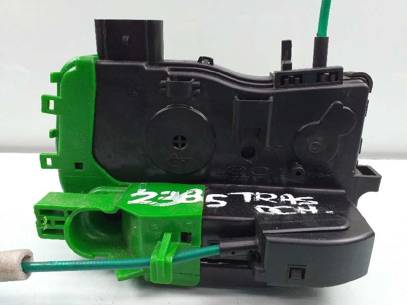 Recambio de cerradura puerta trasera derecha para hyundai i40 cw tecno blue referencia OEM IAM 814203Z000  
