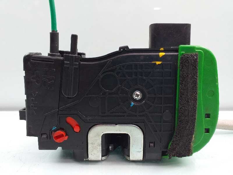 Recambio de cerradura puerta trasera derecha para hyundai i40 cw tecno blue referencia OEM IAM 814203Z000  