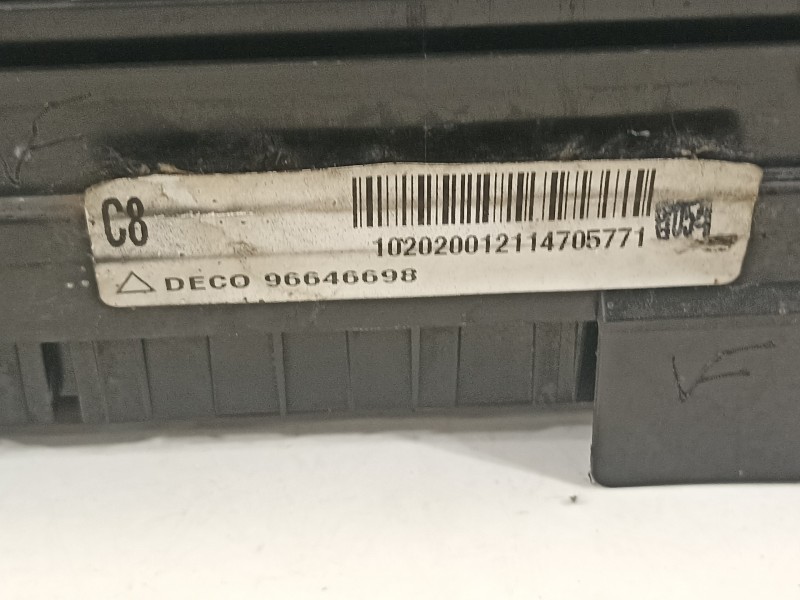 Recambio de caja reles / fusibles para chevrolet epica lt referencia OEM IAM 96646698   Recambio de caja reles / fusibles para chevrolet epica lt referencia OEM IAM 96646698