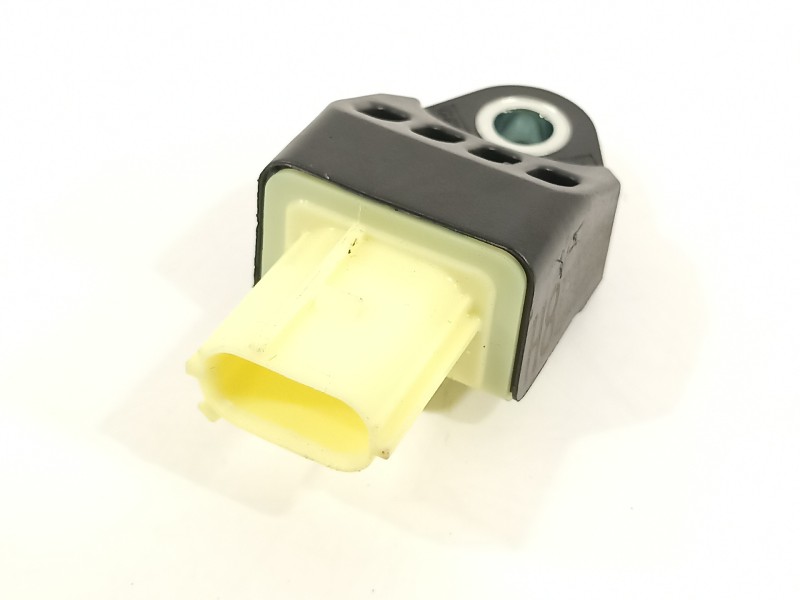 Recambio de sensor para toyota yaris hsd active referencia OEM IAM 8983102140  