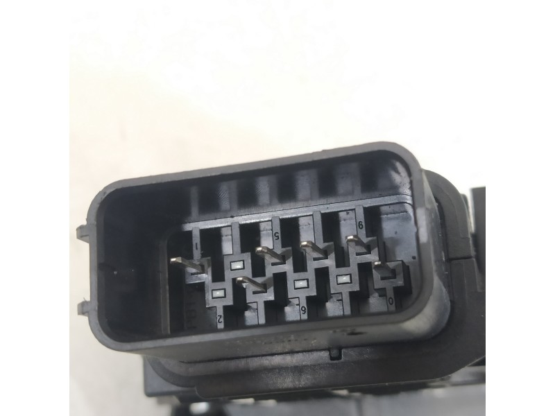 Recambio de cerradura puerta trasera izquierda para ford focus turnier (cb4) trend referencia OEM IAM 4M5AA26413BE  