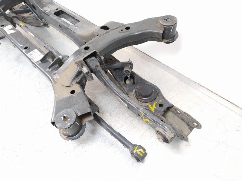 Recambio de puente trasero para hyundai tucson essence 2wd referencia OEM IAM 55405D7500  