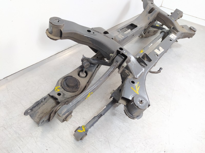 Recambio de puente trasero para hyundai tucson essence 2wd referencia OEM IAM 55405D7500  
