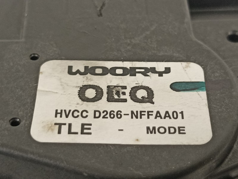 Recambio de motor apertura trampillas climatizador para hyundai tucson essence 2wd referencia OEM IAM HVCCD266  