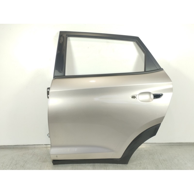 Recambio de puerta trasera izquierda para hyundai tucson essence 2wd referencia OEM IAM   