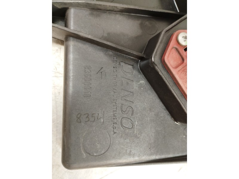 Recambio de electroventilador para alfa romeo 147 (190) 1.9 jtd distinctive referencia OEM IAM 836000100  