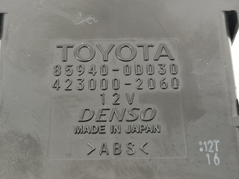 Recambio de modulo electronico para toyota yaris hsd active referencia OEM IAM 859400D030 4230002060 