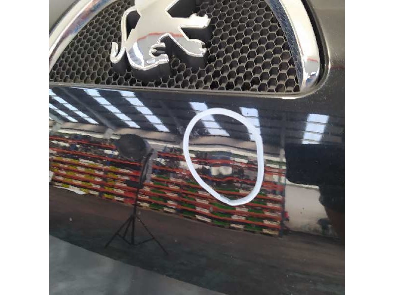 Recambio de capot para peugeot 107 urban referencia OEM IAM 1611149380  