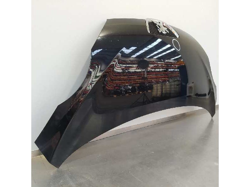 Recambio de capot para peugeot 107 urban referencia OEM IAM 1611149380  