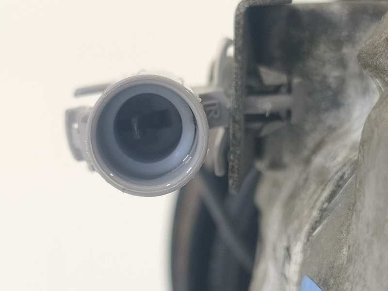 Recambio de compresor aire acondicionado para peugeot 107 urban referencia OEM IAM 886235246 883100H010G 5060217372