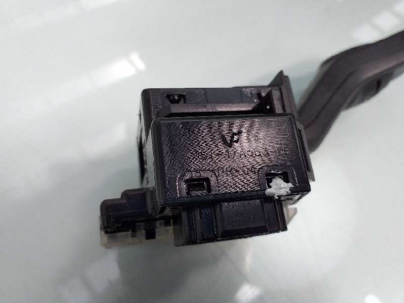 Recambio de mando limpia para ford focus lim. (cb4) trend referencia OEM IAM 4M5T17A553BD  