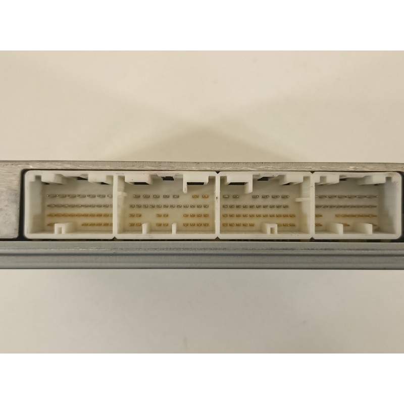 Recambio de centralita motor uce para toyota corolla verso (r1) 2.2 d-4d luna referencia OEM IAM 896610F101 1758009440 