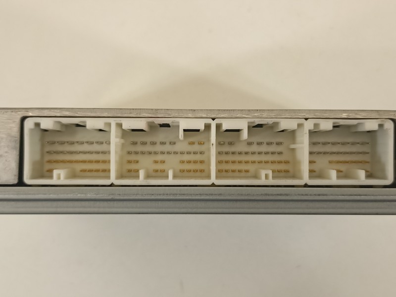 Recambio de centralita motor uce para toyota corolla verso (r1) 2.2 d-4d luna referencia OEM IAM 896610F101 1758009440 