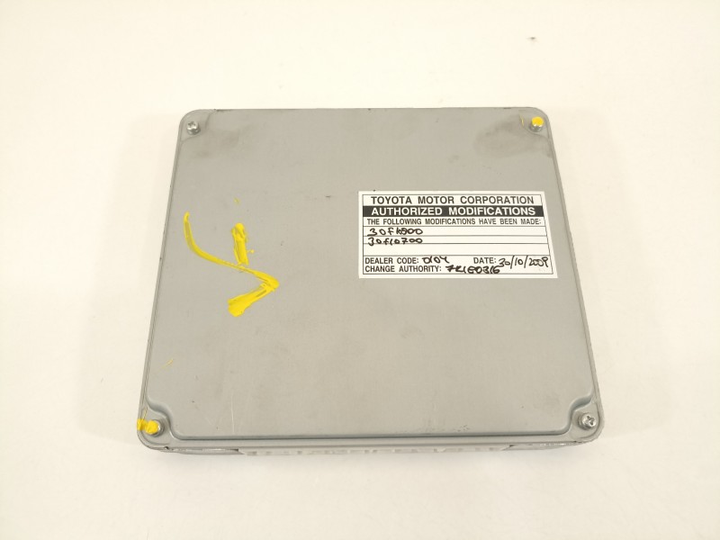 Recambio de centralita motor uce para toyota corolla verso (r1) 2.2 d-4d luna referencia OEM IAM 896610F101 1758009440 