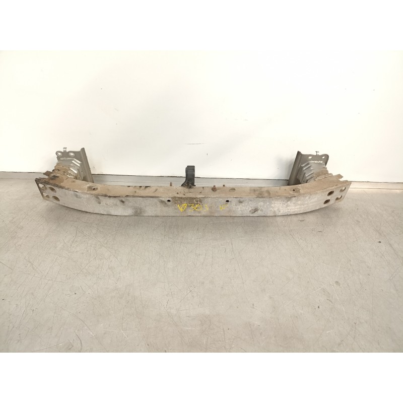 Recambio de refuerzo paragolpes delantero para toyota corolla verso (r1) 2.2 d-4d luna referencia OEM IAM   