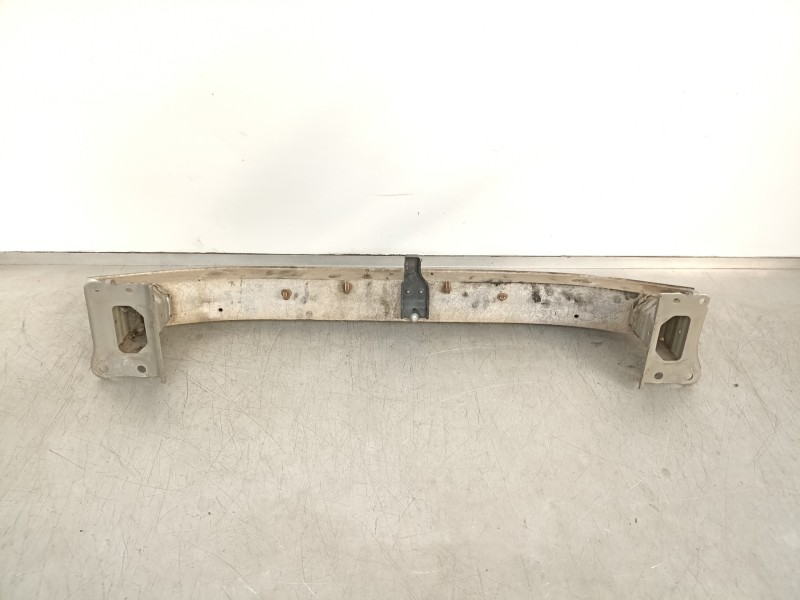 Recambio de refuerzo paragolpes delantero para toyota corolla verso (r1) 2.2 d-4d luna referencia OEM IAM   