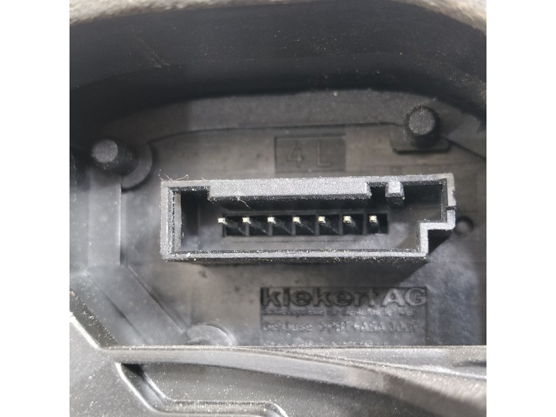 Recambio de cerradura puerta delantera izquierda para bmw serie 3 cabrio (e93) 325d referencia OEM IAM 7202143  