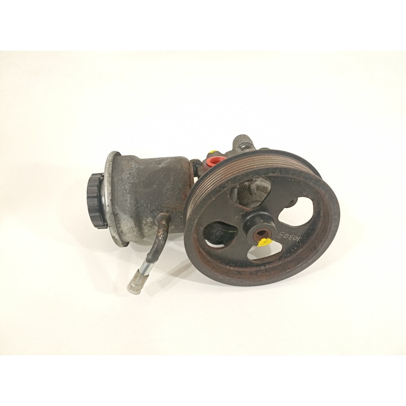 Recambio de bomba direccion para toyota corolla verso (r1) 2.2 d-4d luna referencia OEM IAM 4431005100  