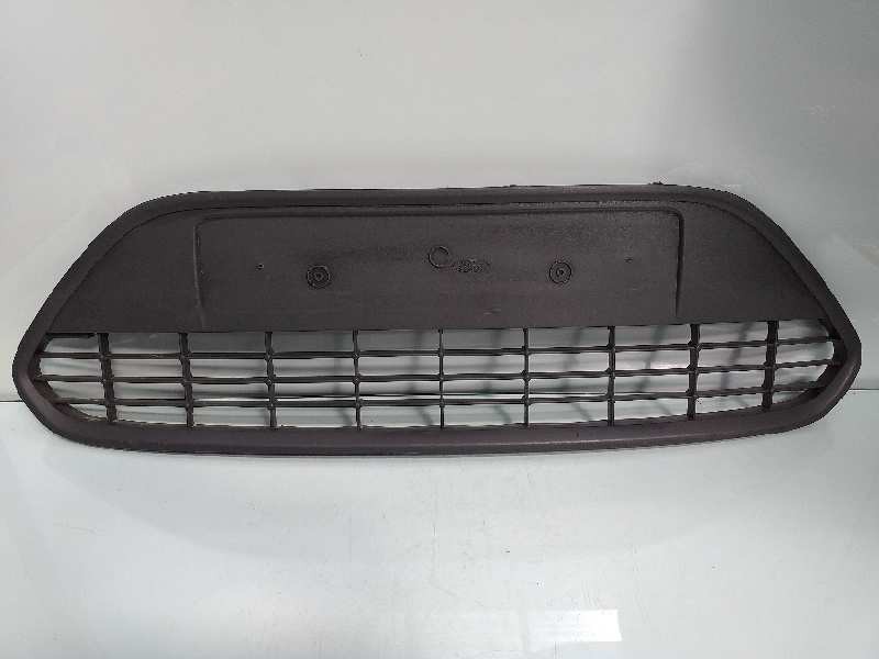 Recambio de rejilla paragolpes delantero para ford focus lim. (cb4) trend referencia OEM IAM 8M5117B968A  