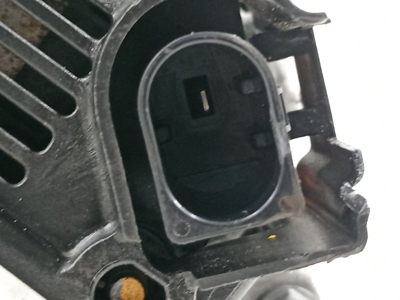 Recambio de alternador para seat leon (5f1) fr referencia OEM IAM 03L903023J  