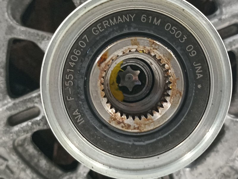 Recambio de alternador para seat leon (5f1) fr referencia OEM IAM 03L903023J  