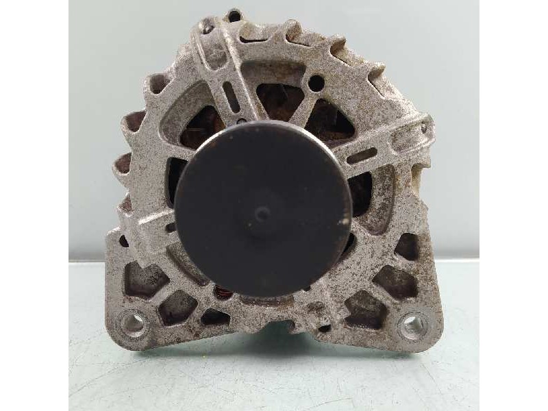 Recambio de alternador para dacia sandero essential referencia OEM IAM 231007582R 2710910A 