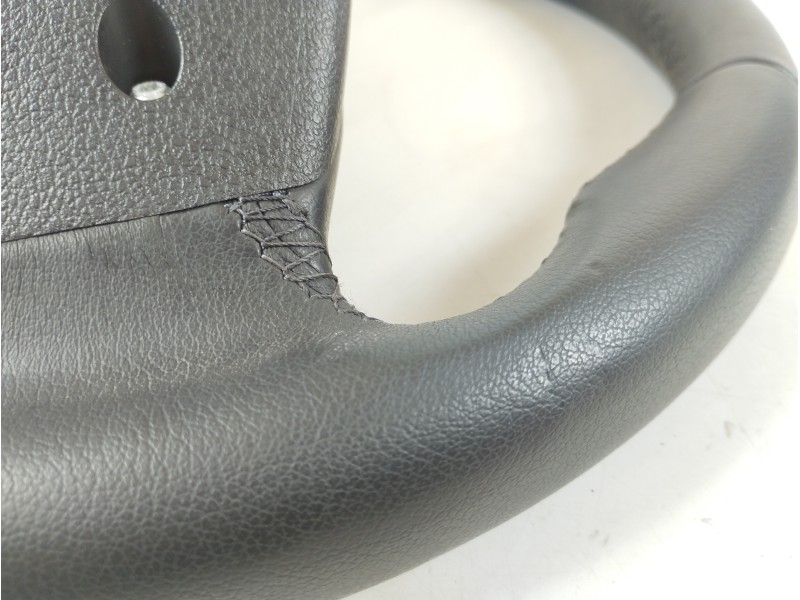 Recambio de volante para hyundai tucson essence 2wd referencia OEM IAM 309246881BCH 96710D7515 96720D7220