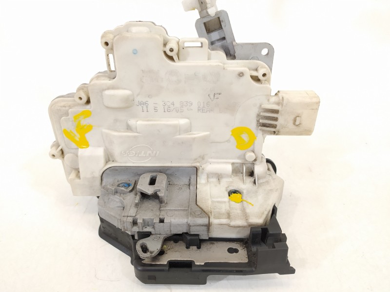 Recambio de cerradura puerta trasera derecha para volkswagen passat berlina (3c2) advance referencia OEM IAM 3C4839016A  