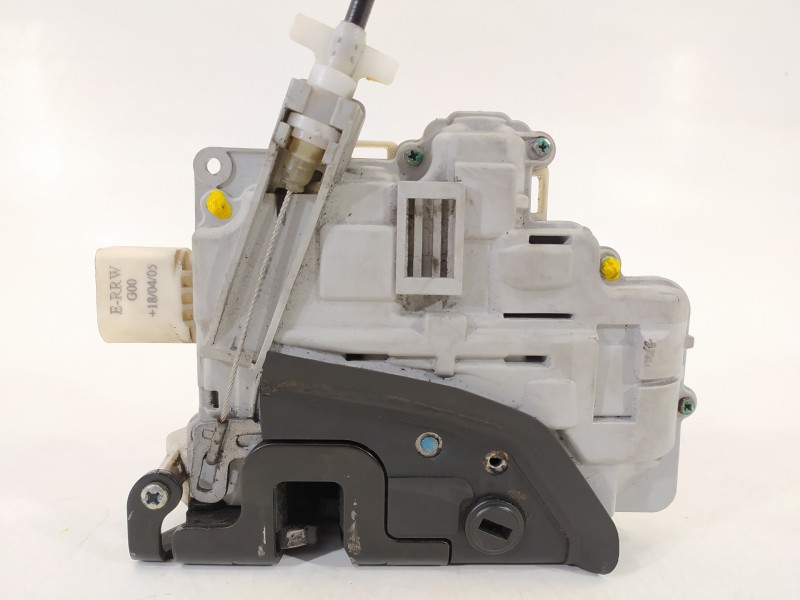 Recambio de cerradura puerta trasera derecha para volkswagen passat berlina (3c2) advance referencia OEM IAM 3C4839016A  