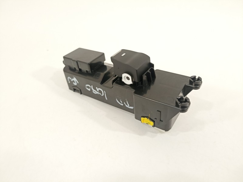 Recambio de mando elevalunas trasero derecho para hyundai tucson essence 2wd referencia OEM IAM 93580D3110  