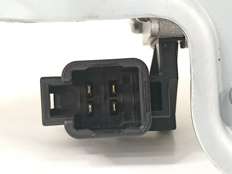 Recambio de motor limpia trasero para hyundai tucson essence 2wd referencia OEM IAM 98700D3000  