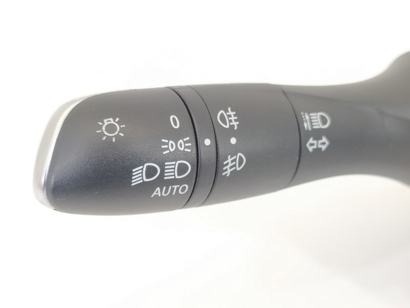 Recambio de mando luces para renault megane iv berlina 5p zen referencia OEM IAM 255678341R  