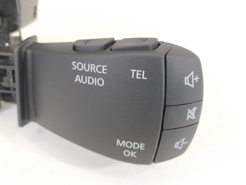 Recambio de mando luces para renault megane iv berlina 5p zen referencia OEM IAM 255678341R  