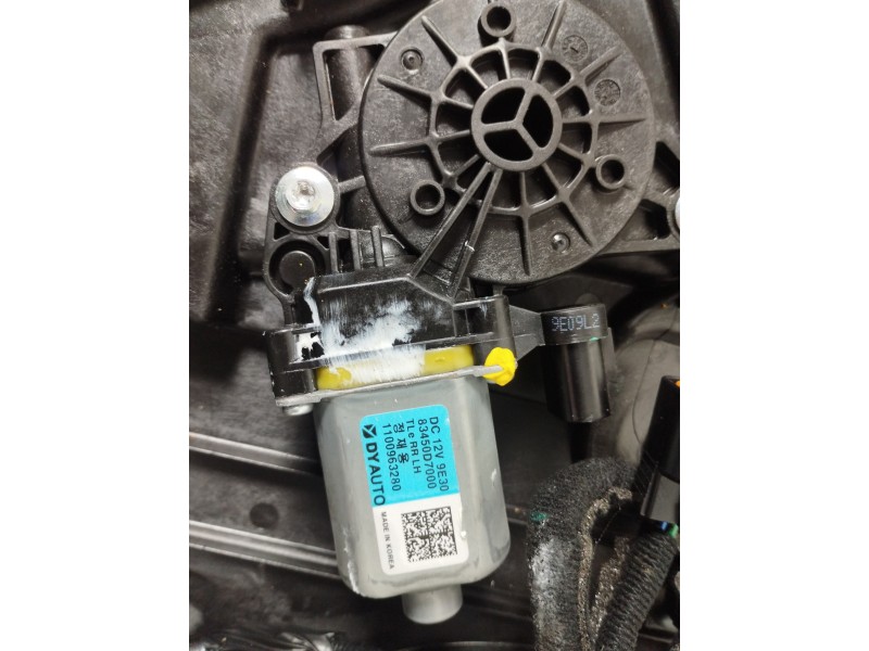 Recambio de elevalunas trasero izquierdo para hyundai tucson essence 2wd referencia OEM IAM 83470D7100 83450D7000 