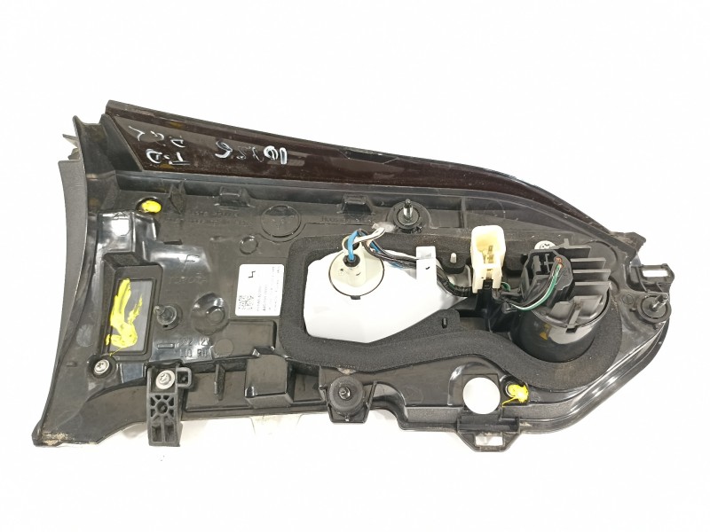 Recambio de piloto trasero derecho para toyota rav 4 advance hybrid referencia OEM IAM 8158042080  