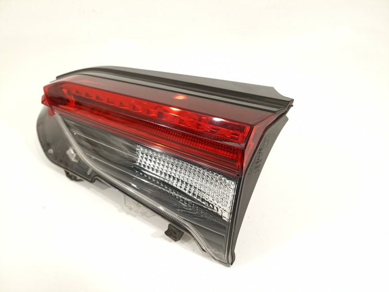 Recambio de piloto trasero derecho para toyota rav 4 advance hybrid referencia OEM IAM 8158042080  