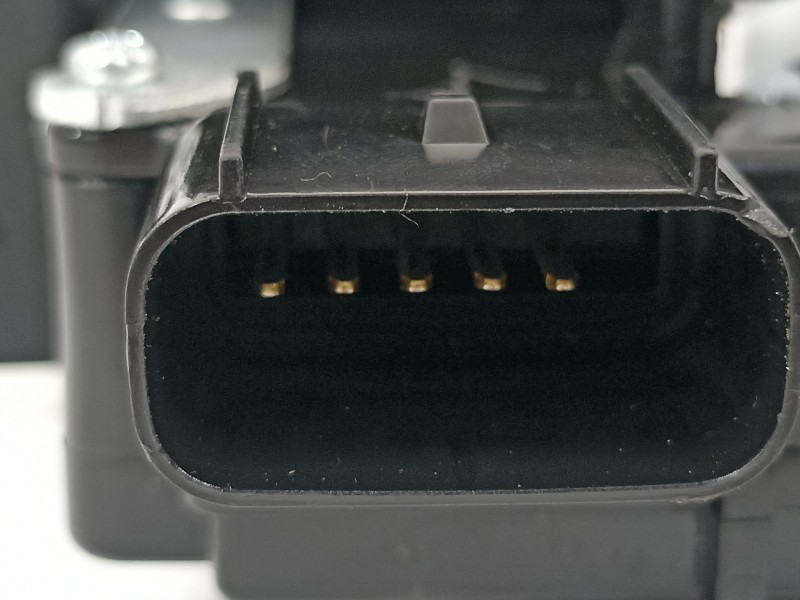 Recambio de cerradura maletero / porton para hyundai tucson essence 2wd referencia OEM IAM   