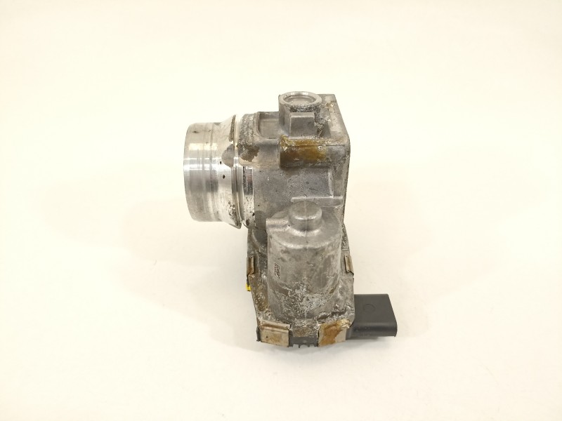 Recambio de caja mariposa para hyundai tucson essence 2wd referencia OEM IAM 351002U000  