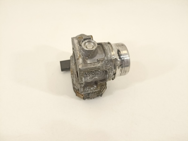 Recambio de caja mariposa para hyundai tucson essence 2wd referencia OEM IAM 351002U000  