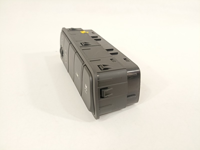 Recambio de mando multifuncion para hyundai tucson essence 2wd referencia OEM IAM 93710D7350  