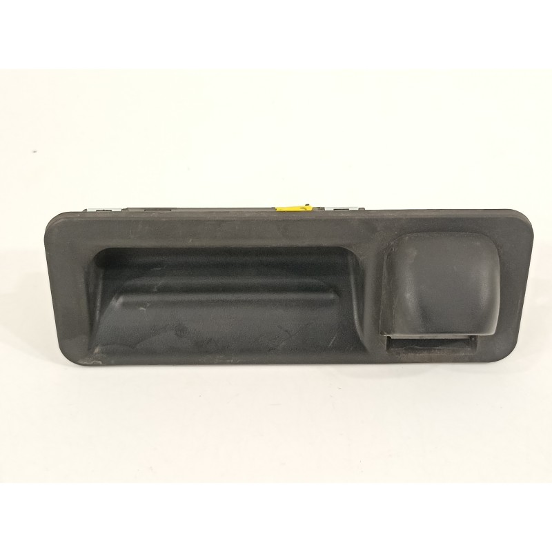 Recambio de maneta exterior porton para hyundai tucson essence 2wd referencia OEM IAM 95760D7000  