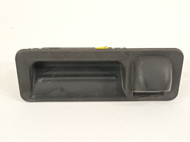 Recambio de maneta exterior porton para hyundai tucson essence 2wd referencia OEM IAM 95760D7000  