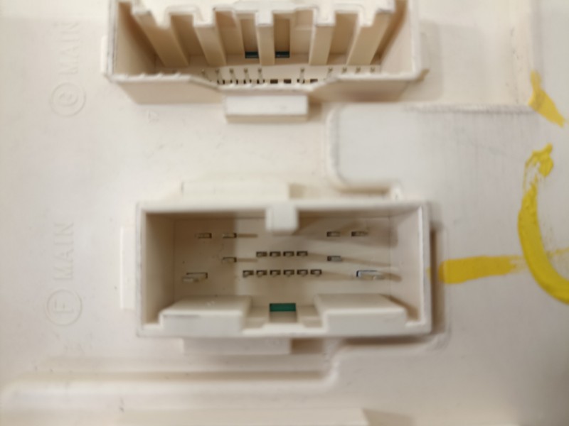 Recambio de caja reles / fusibles para hyundai tucson essence 2wd referencia OEM IAM 91951D7530  
