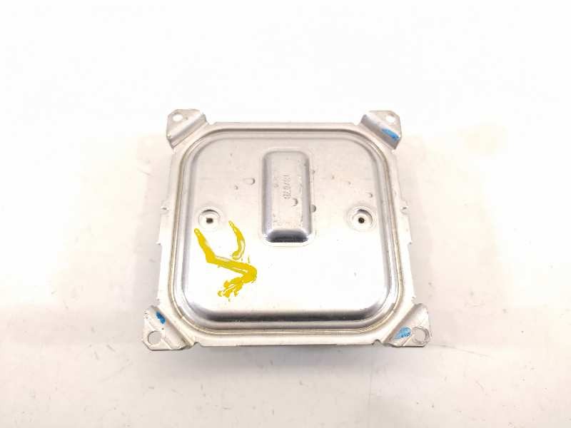 Recambio de centralita faros xenon para renault megane iv berlina 5p zen referencia OEM IAM 260551225R  