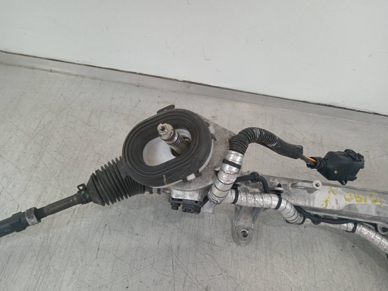 Recambio de cremallera direccion para hyundai tucson essence 2wd referencia OEM IAM A0068788 57700D7500 A010D223